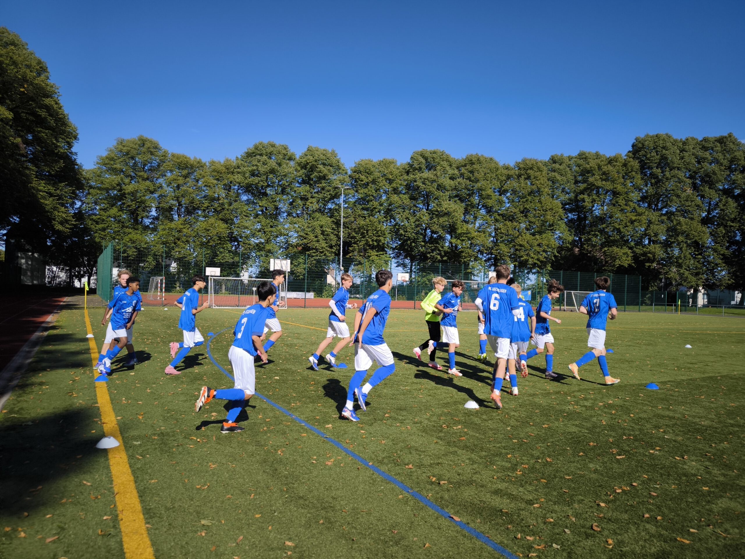 B-Jugend, Warmmachen vor dem Pokalspiel beim FC Remscheid, 06.09.2026